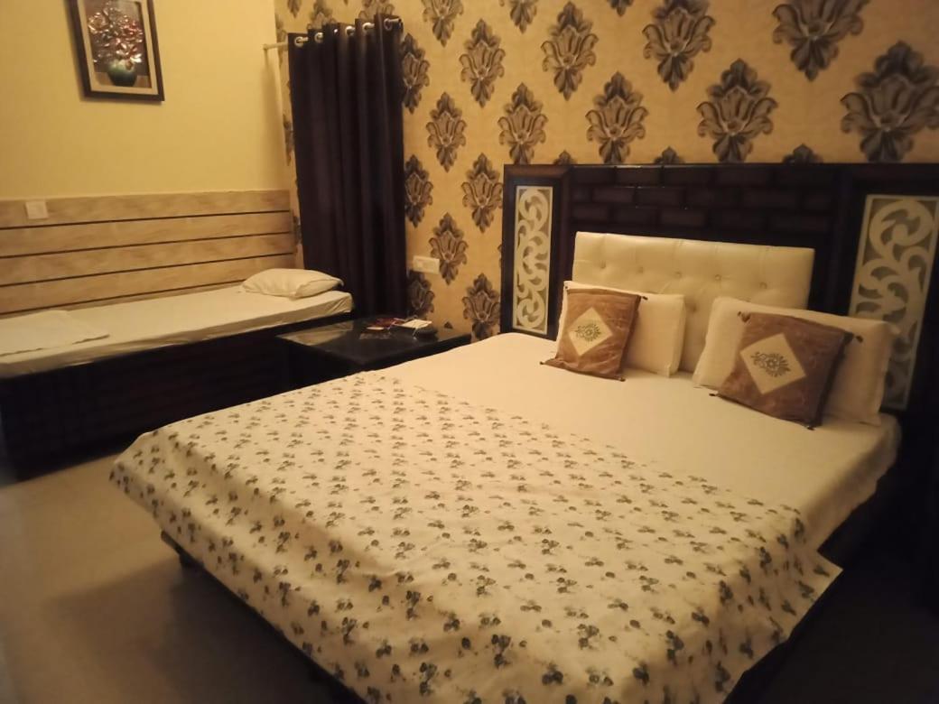 Sgr Hotel Ambāla Kültér fotó