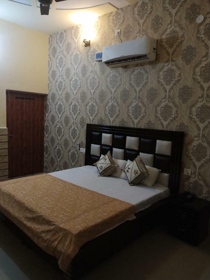 Sgr Hotel Ambāla Kültér fotó